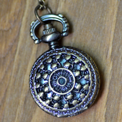 Vintage men and women necklace watch