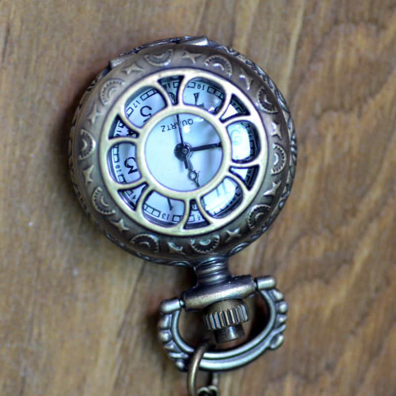 Vintage men and women necklace watch