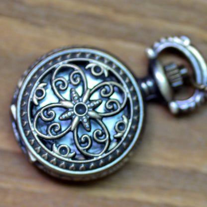 Vintage men and women necklace watch